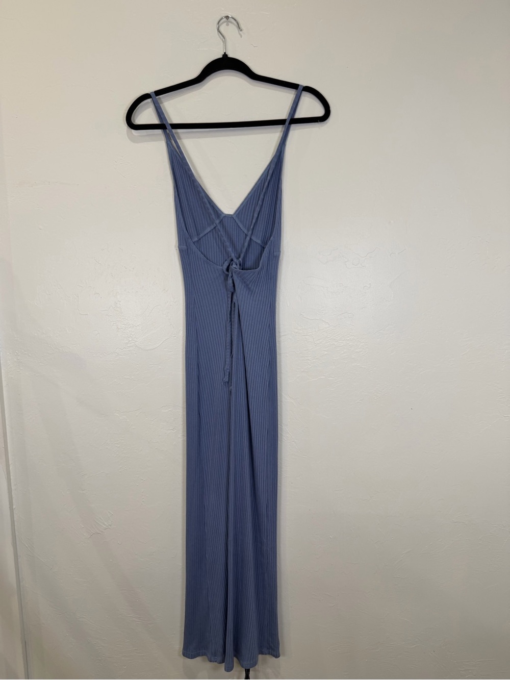 Reformation Brandt Midi Dress in Viola, size Small - Picture 8 of 8